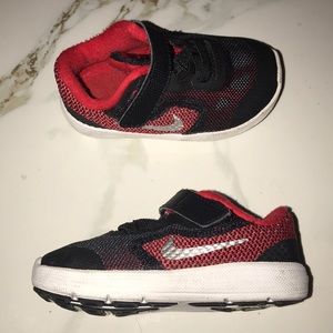 Toddler size 5C Nike’s